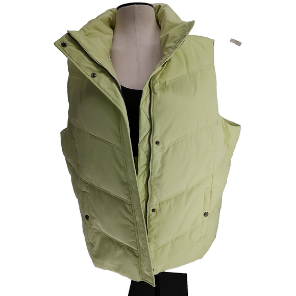 Zeroxposur Woman Quilted Puffer Vest Size 1X Neon Green Down Feathers Zip Snap - Picture 2 of 10